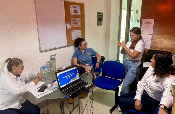 UNACH fortalece atención a estudiantes en Campus VIII Comitán con capacitación sobre Seguro Facultativo