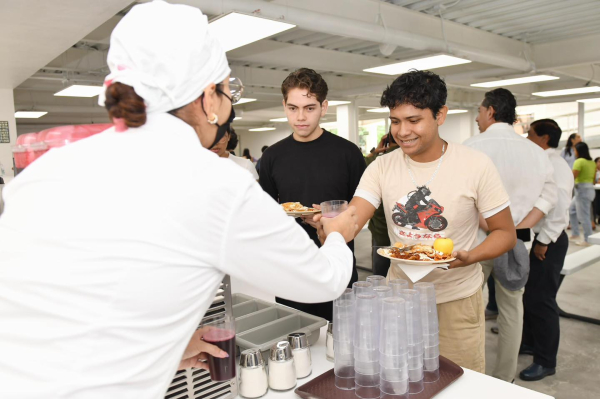 UNACH inaugura Comedor Universitario: un paso hacia la inclusión alimentaria y la autosustentabilidad estudiantil