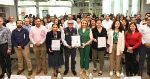 UNACH entrega 18 certificados y títulos de propiedad intelectual a creadores universitarios