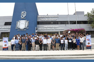 Entregan becas a estudiantes de la UNACH que forman parte del Programa Delfín