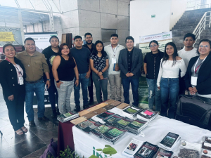 Estudiantes de Ingeniería Forestal del Facultad Maya de Estudios Agropecuarios participan en la 37ª Reunión Científica del INIFAP