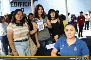 Facultad de Contaduría y Administración de la UNACH realiza Feria de Talleres Deportivos y Culturales para Nuevos Ingresos