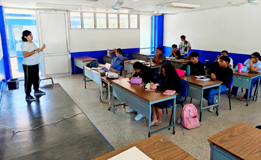 Facultad de Negocios Campus IV de la UNACH difunde protocolo institucional de atención y denuncia entre estudiantes de Contaduría