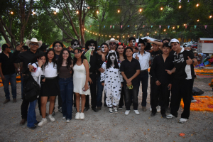 “Nahuales” en el arranque de los festejos de Día de Muertos en Veterinaria, Campus II