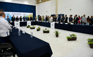 Acompaña rector Oswaldo Chacón la renovación de órganos directivos de la Fundación UNACH en Asamblea General Extraordinaria