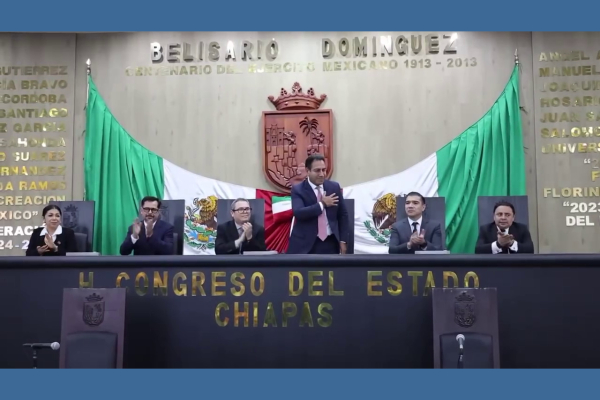 ¡Que viva la Benemérita UNACH!