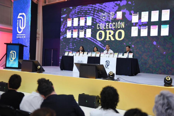 Presentaron la “Colección Oro: Medio Siglo de la UNACH” en la Feria Internacional del Libro UNACH 2024