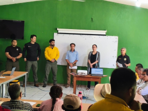 Participa UNACH en taller comunitario para la reducción de emisiones a través del manejo tradicional del fuego en La Sepultura