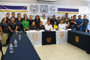 Clausuran con éxito proceso de acreditación de Lengua y Literatura Hispanoamericanas ante CIEES