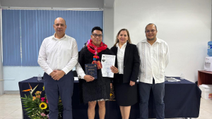 Joven indígena defiende tesis acerca de la intolerancia religiosa en Chenalhó