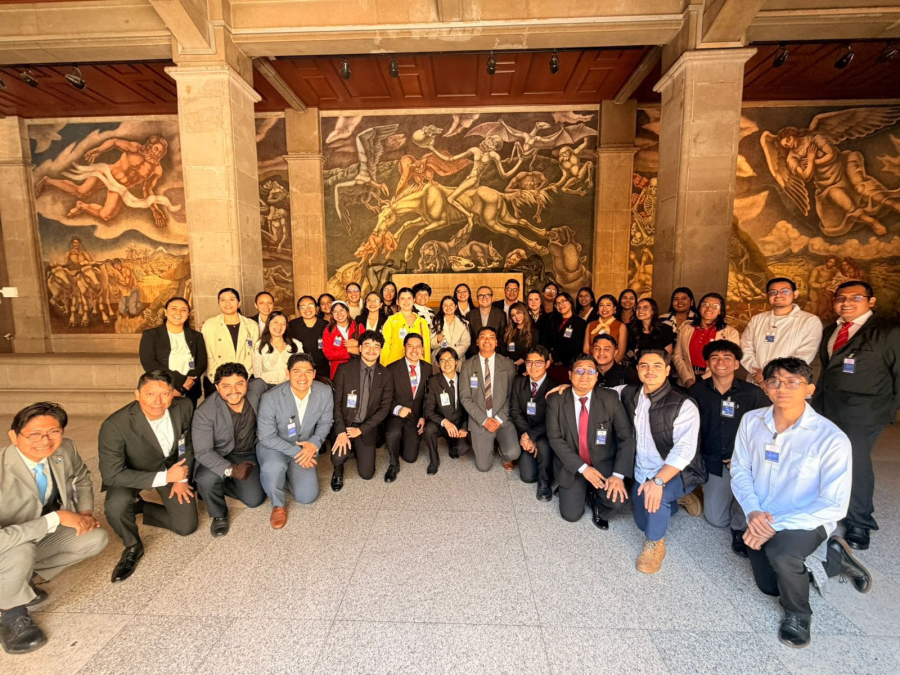 Impulsa UNACH formación cívica de consejero universitario en poderes del Estado