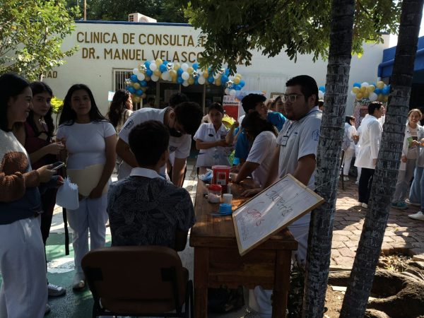 Feria de la Salud en la Clínica Dr. Manuel Velasco Suárez: Un Compromiso con el Bienestar Comunitario