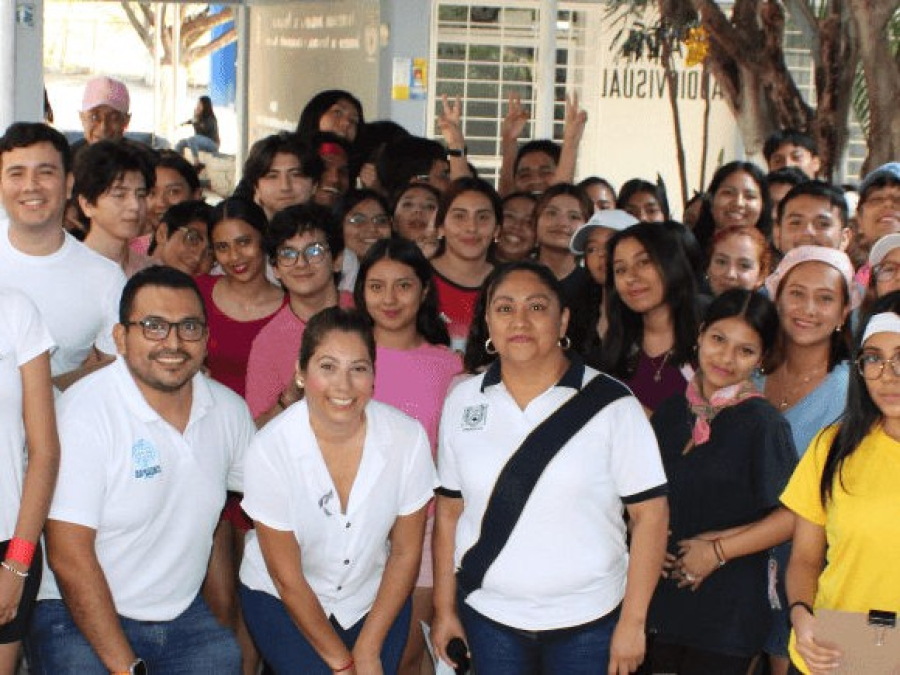 Facultad de Contaduría y Administración de la UNACH piedra angular en la fundación de nuestra universidad