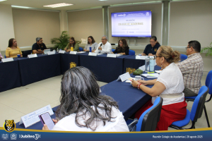 La Facultad de Contaduría y Administración de la UNACH fortalece la calidad educativa con reunión de su colegio de academias